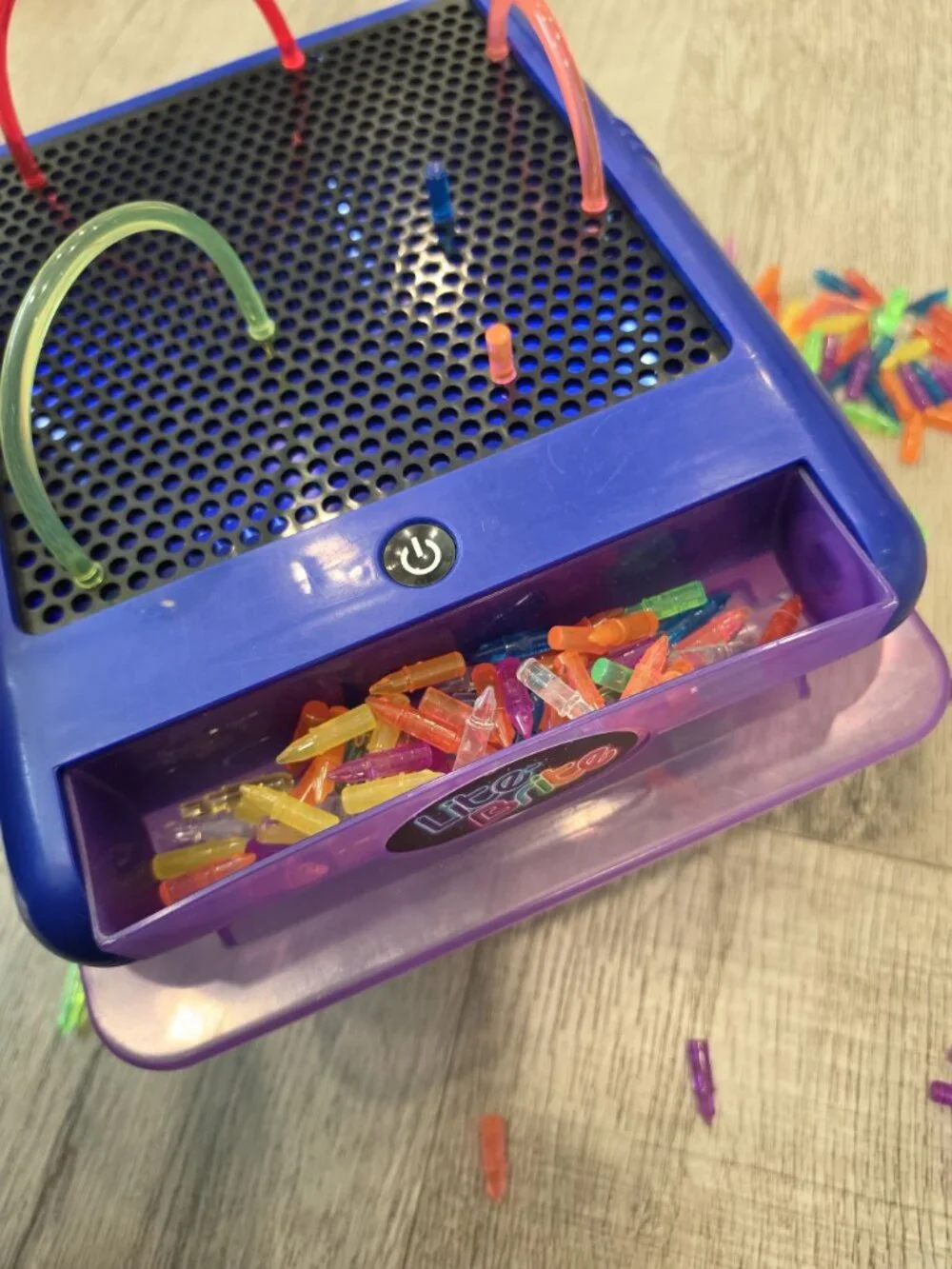Lite-Brite Ultimate Classic With Pegs & Templates Light-Up Toy long light tubes